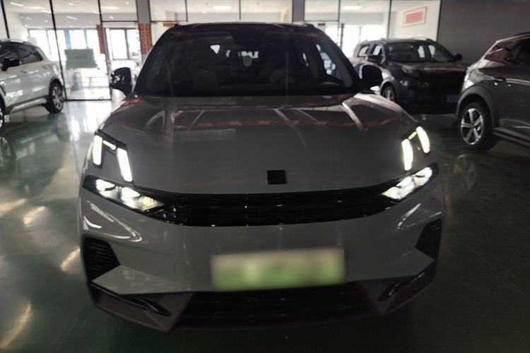Used Lynk & Co 06 EM-P 2023 EM-P 126 Long-Range Halo Front