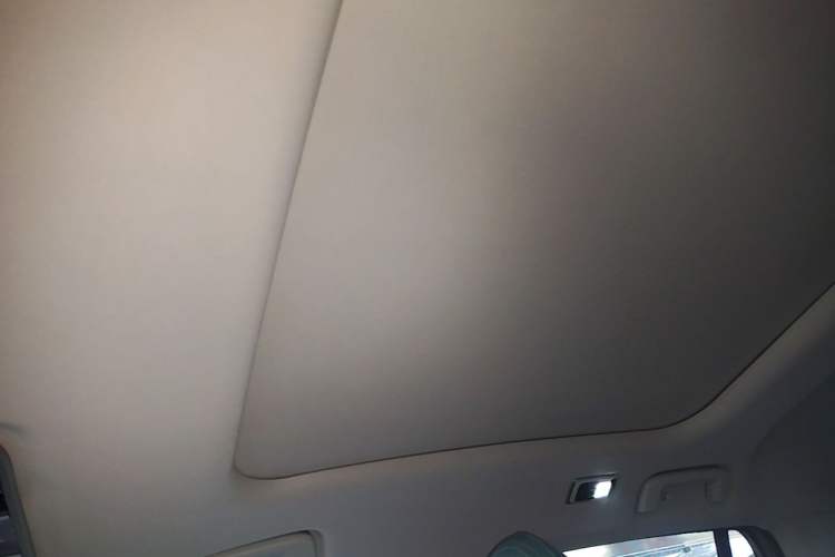 Used Lynk & Co 06 EM-P 2023 EM-P 126 Long-Range Halo Headliner