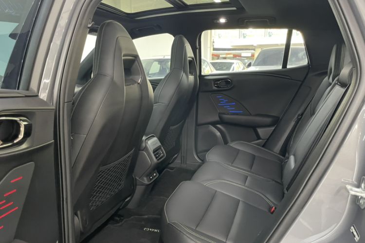 Used Lynk & Co 06 EM-P 2023 EM-P 126 Long-Range Halo Interior 2
