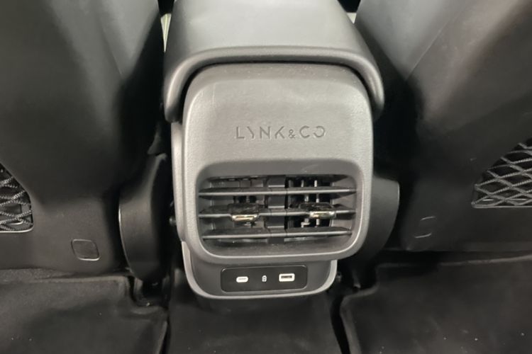 Used Lynk & Co 06 EM-P 2023 EM-P 126 Long-Range Halo Interior 9