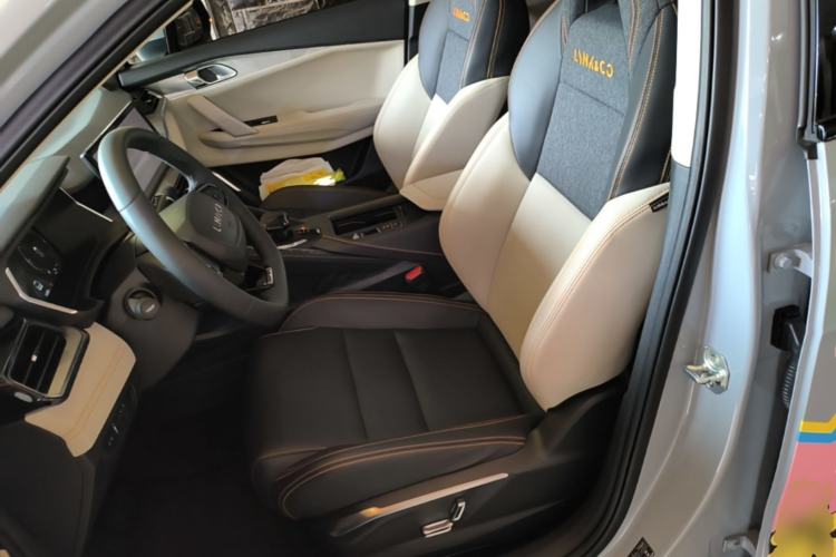 Used Lynk & Co 06 EM-P 2023 1.5T Remix PHEV Pro Left Front Seat