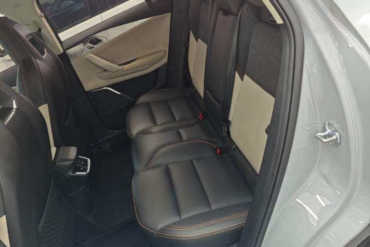 Used Lynk & Co 06 EM-P 2023 1.5T Remix PHEV Pro Left Rear Seat