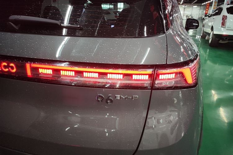 Used Lynk & Co 06 EM-P 2023 EM-P 126 Long-Range Halo Right Rear Taillight