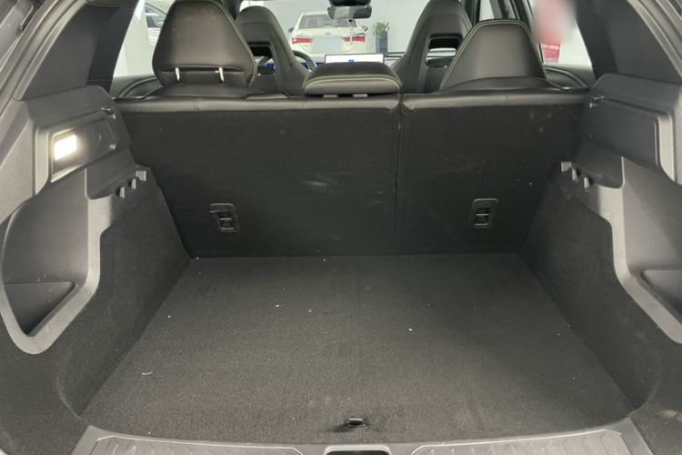 Used Lynk & Co 06 EM-P 2023 EM-P 126 Long-Range Halo Trunk
