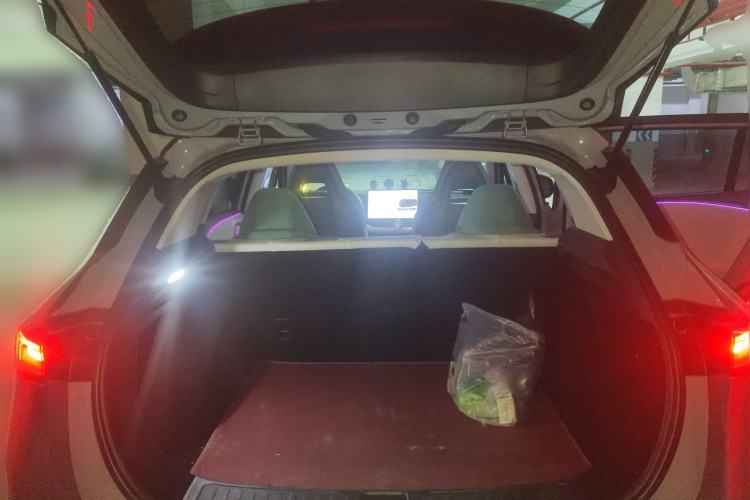 Used Lynk & Co 06 EM-P 2023 EM-P 126 Long-Range Pro Trunk