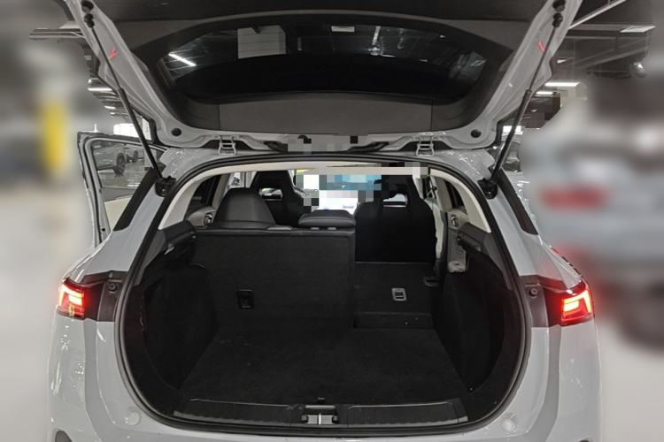 Used Lynk & Co 06 EM-P 2023 EM-P 56 Standard Range Pro Trunk