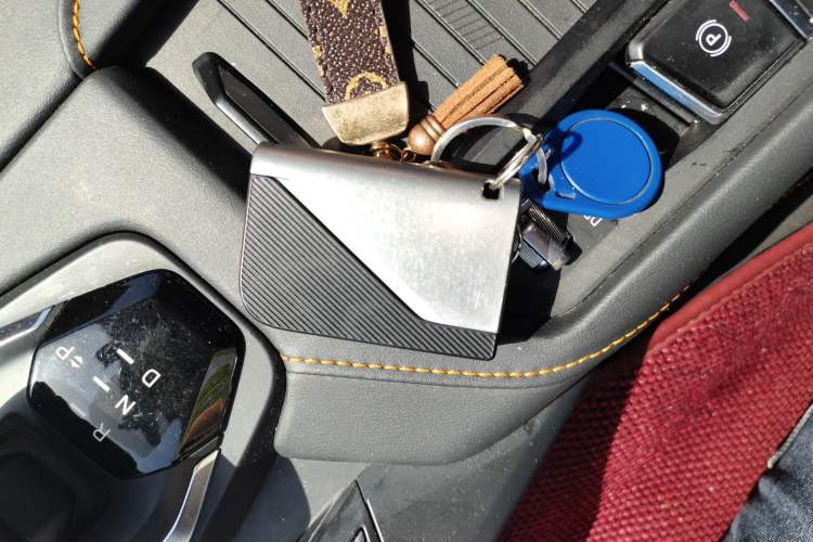 Used Lynk & Co 06 EM-P 2023 1.5T Remix PHEV Pro Vehicle Key