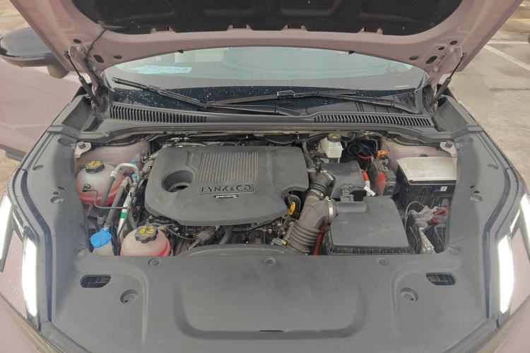 Used Lynk & Co 06 EM-P 2023 EM-P 126 Long-Range Pro Engine Bay