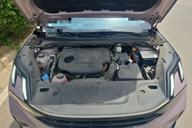 Used Lynk & Co 06 EM-P 2023 EM-P 126 Long-Range Halo Engine Bay