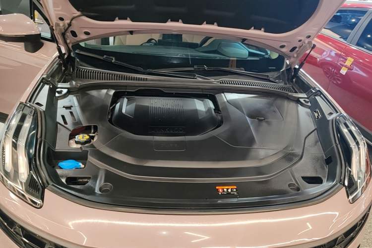 Used Lynk & Co 06 EM-P 2023 1.5T Remix PHEV Shero Engine Bay