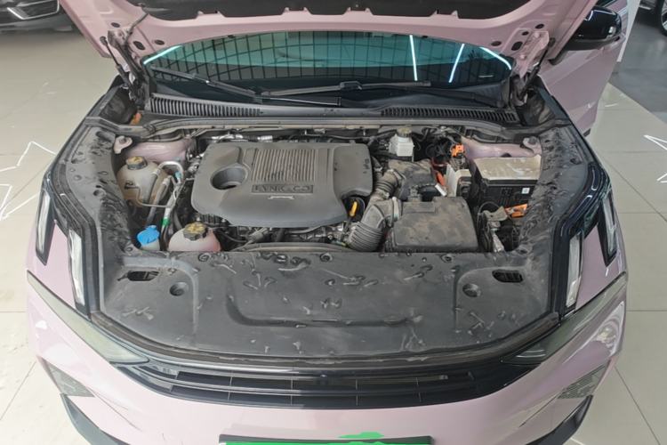 Used Lynk & Co 06 EM-P 2023 EM-P 126 Long-Range Halo Engine Bay