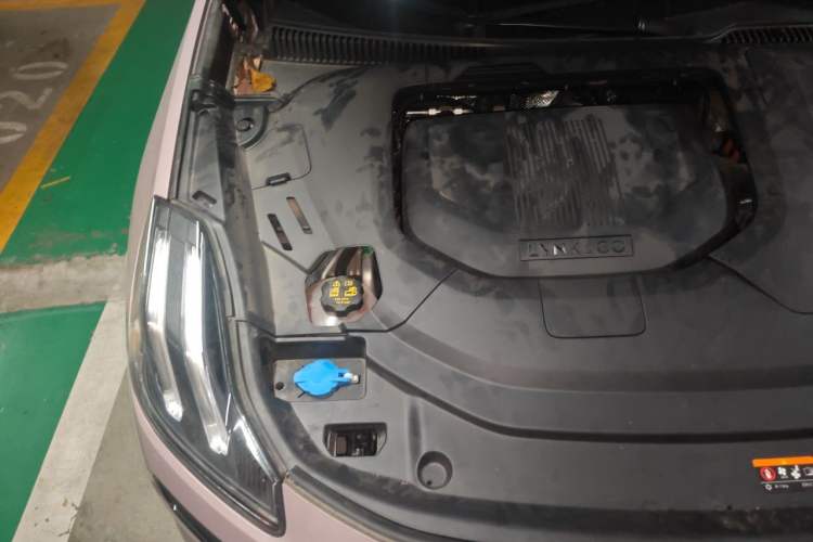 Used Lynk & Co 06 EM-P 2023 1.5T Remix PHEV Shero Engine Bay Right