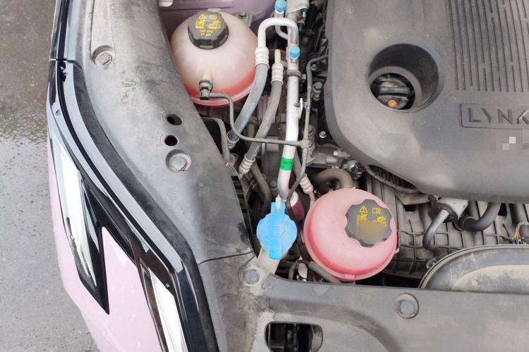 Used Lynk & Co 06 EM-P 2023 EM-P 126 Long-Range Halo Engine Bay Right