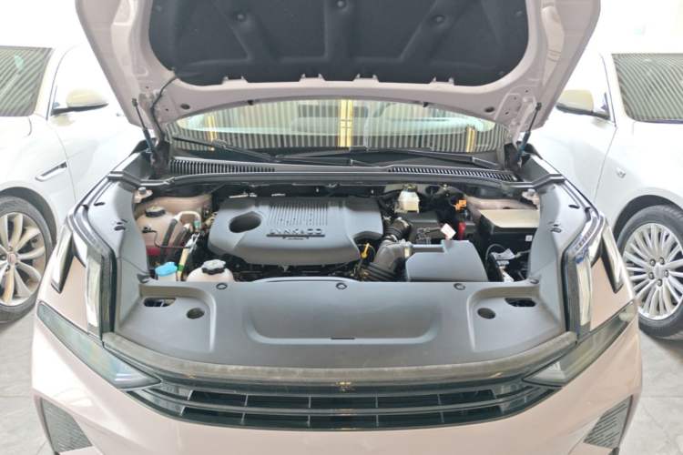 Used Lynk & Co 06 EM-P 2023 EM-P 126 Long-Range Halo Engine Bay