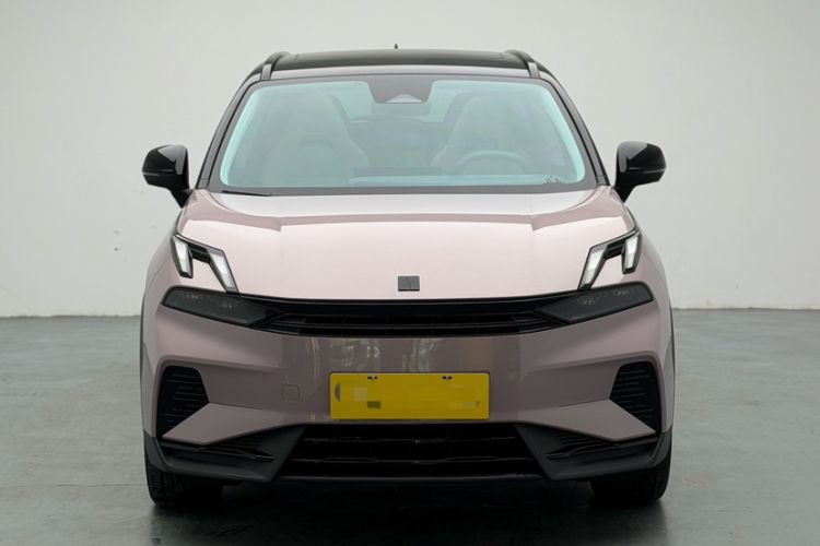Used Lynk & Co 06 EM-P 2023 EM-P 126 Long-Range Halo Exterior 1
