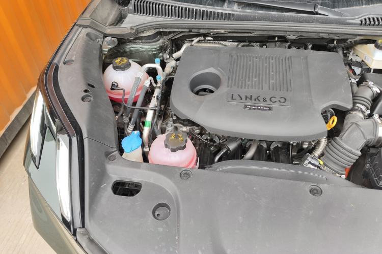 Used Lynk & Co 06 EM-P 2023 EM-P 126 Long-Range Halo Engine Bay Right
