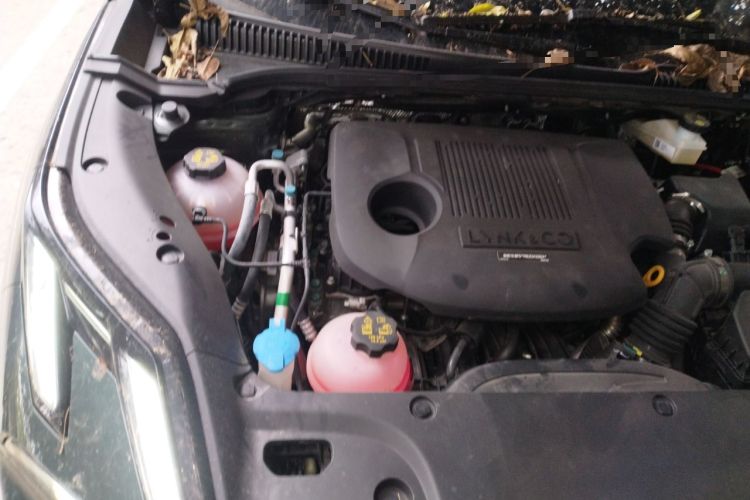 Used Lynk & Co 06 EM-P 2023 EM-P 126 Long-Range Halo Engine Bay Right