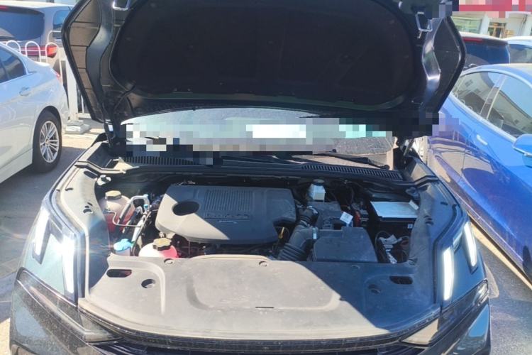 Used Lynk & Co 06 EM-P 2023 EM-P 126 Long-Range Halo Engine Bay