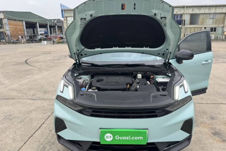 Used Lynk & Co 06 EM-P 2023 EM-P 126 Long-Range Halo Engine Bay