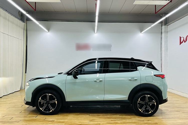 Used Lynk & Co 06 EM-P 2023 EM-P 126 Long-Range Halo Exterior 2