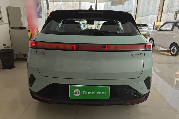 Used Lynk & Co 06 EM-P 2023 EM-P 126 Long-Range Halo Exterior 4