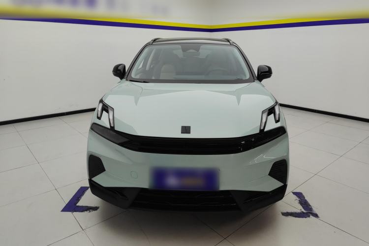 Used Lynk & Co 06 EM-P 2023 EM-P 126 Long-Range Halo Front