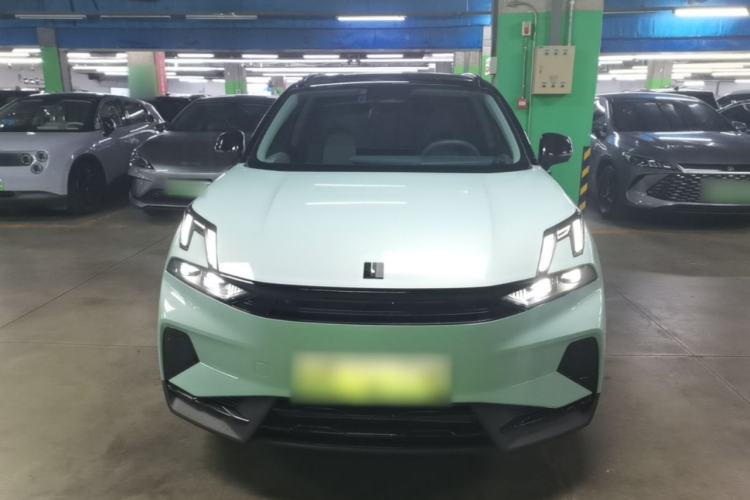 Used Lynk & Co 06 EM-P 2023 EM-P 126 Long-Range Halo Front