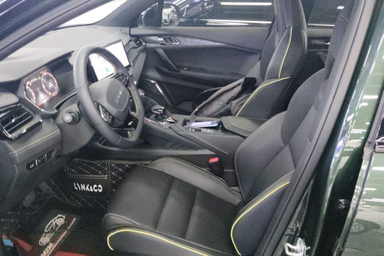 Used Lynk & Co 06 EM-P 2023 1.5T Remix PHEV Hero Left Front Seat