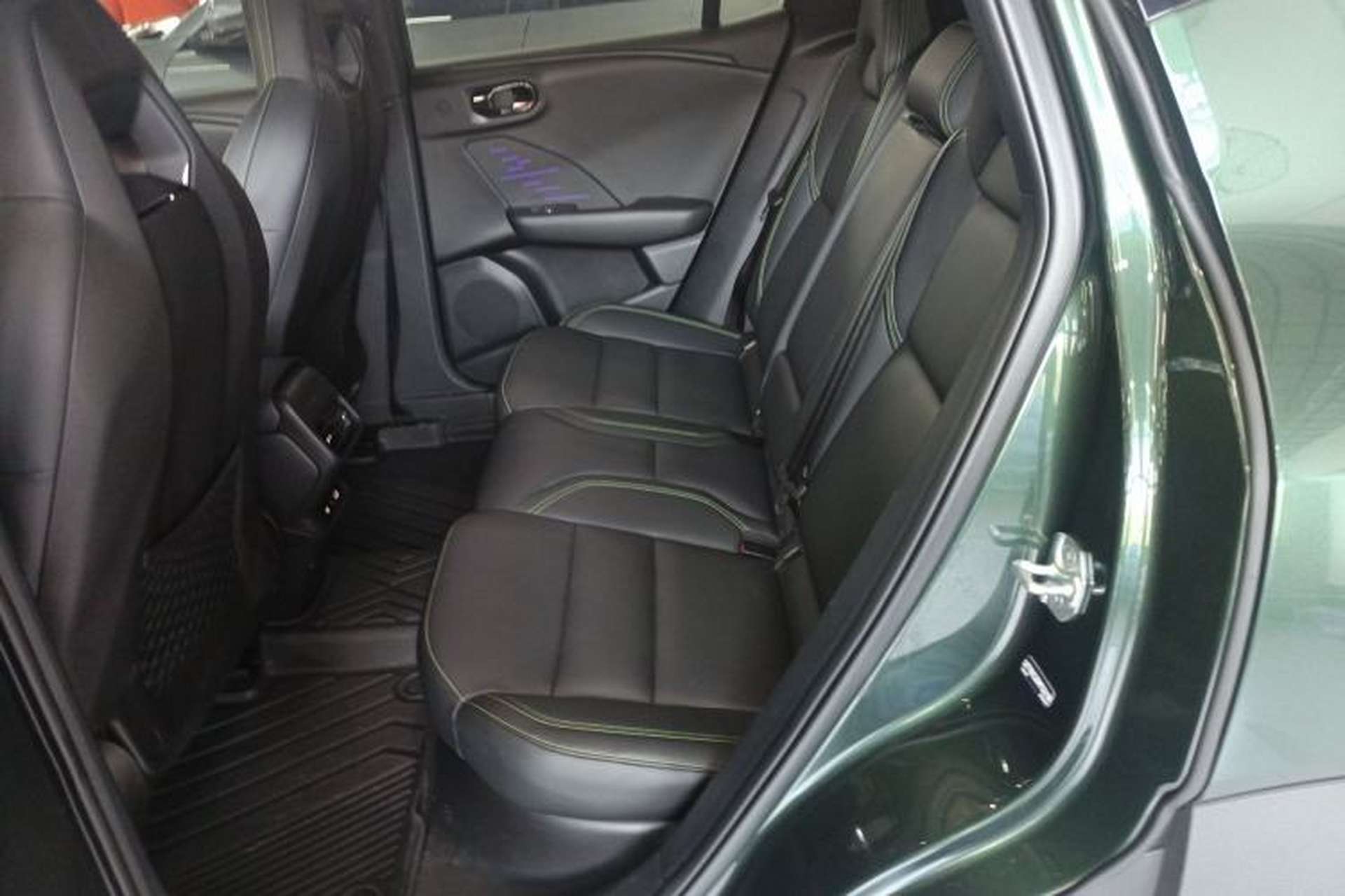 Used Lynk & Co 06 EM-P 2023 EM-P 126 Long-Range Halo Left Rear Seat