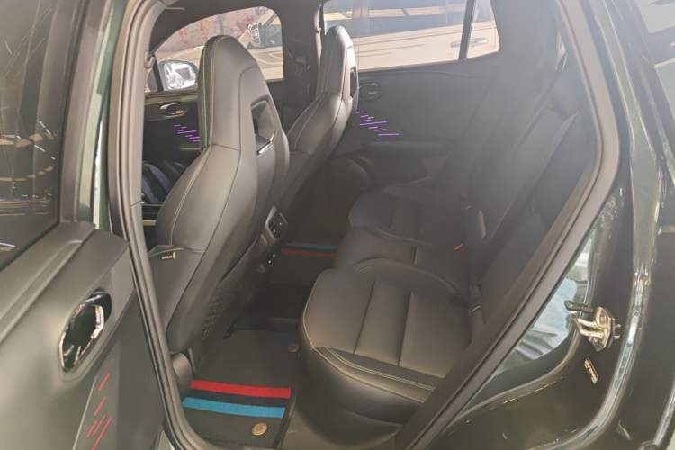 Used Lynk & Co 06 EM-P 2023 EM-P 126 Long-Range Halo Left Rear Seat
