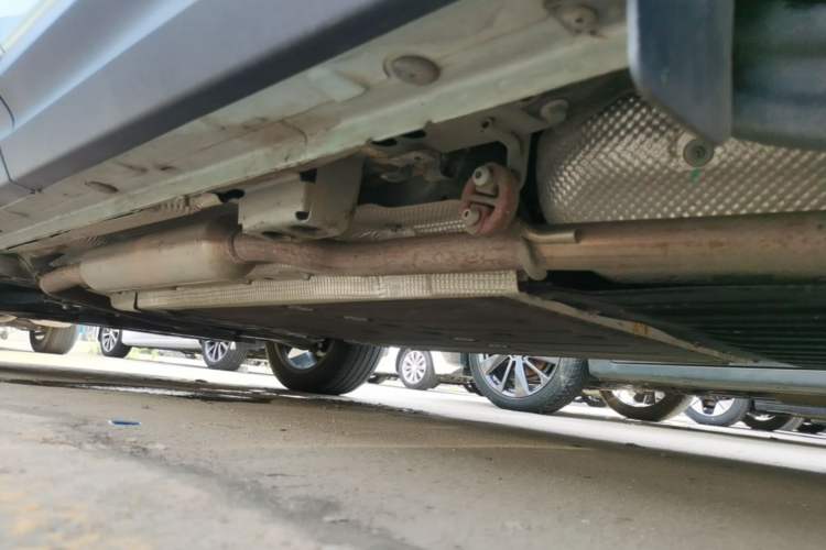 Used Lynk & Co 06 EM-P 2023 EM-P 126 Long-Range Halo Left Side Sill