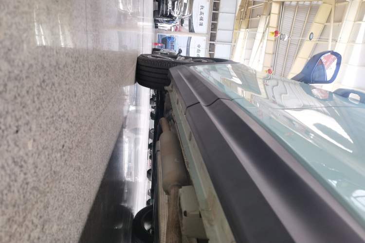 Used Lynk & Co 06 EM-P 2023 EM-P 126 Long-Range Halo Left Side Sill