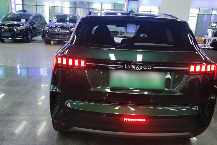 Used Lynk & Co 06 EM-P 2023 1.5T Remix PHEV Hero Rear