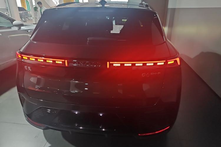 Used Lynk & Co 06 EM-P 2023 EM-P 126 Long-Range Halo Rear