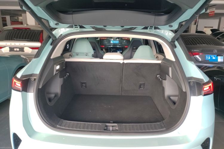 Used Lynk & Co 06 EM-P 2023 EM-P 126 Long-Range Halo Trunk