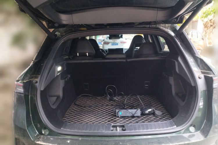 Used Lynk & Co 06 EM-P 2023 EM-P 126 Long-Range Halo Trunk