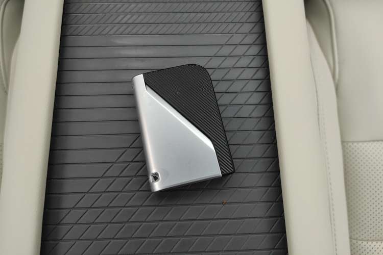 Used Lynk & Co 06 EM-P 2023 EM-P 126 Long-Range Halo Vehicle Key