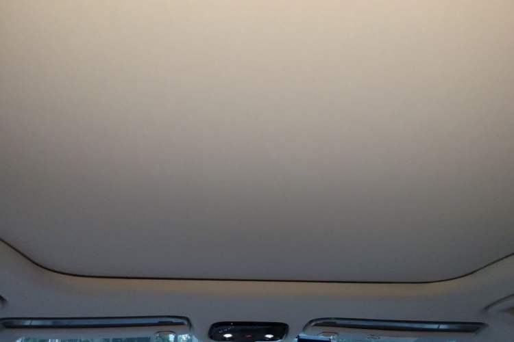 Used Lynk & Co 06 EM-P 2023 EM-P 126 Long-Range Halo Headliner