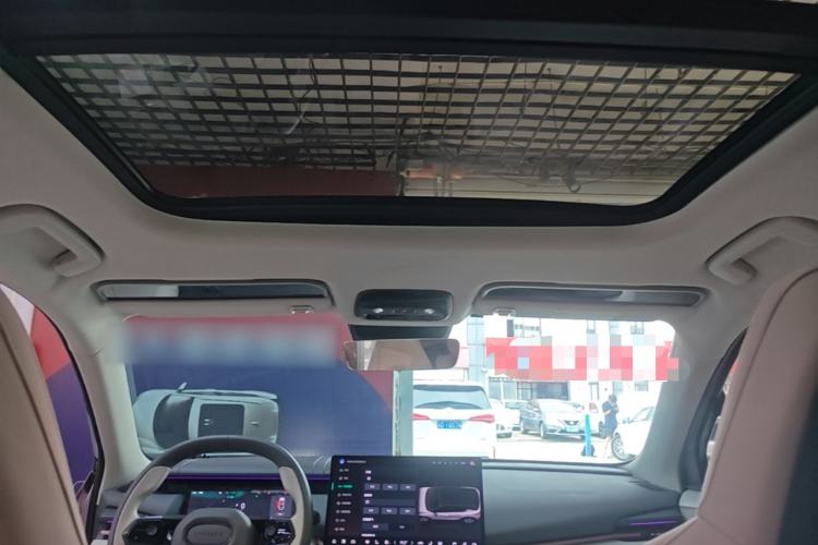 Used Lynk & Co 06 EM-P 2023 EM-P 126 Long-Range Halo Headliner