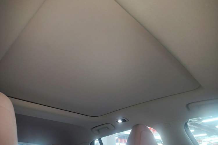 Used Lynk & Co 06 EM-P 2023 EM-P 126 Long-Range Halo Headliner