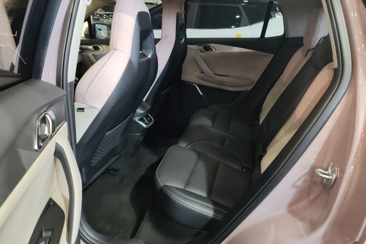 Used Lynk & Co 06 EM-P 2023 1.5T Remix PHEV Shero Left Rear Seat