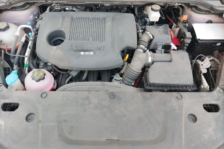 Used Lynk & Co 06 EM-P 2023 EM-P 126 Long-Range Halo Engine Bay