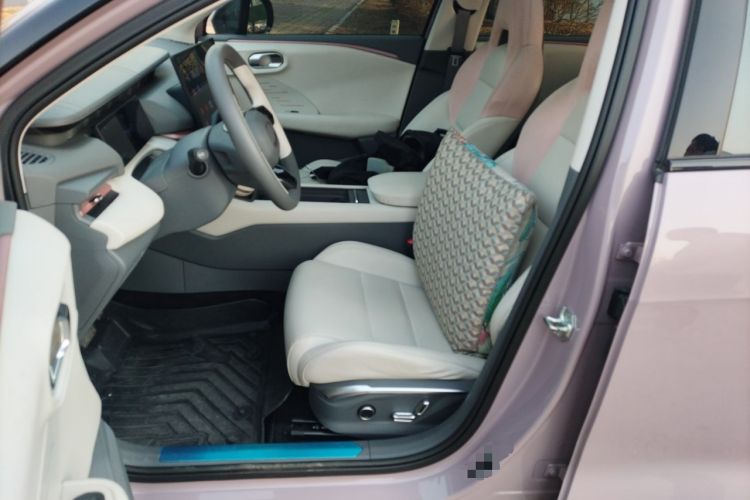 Used Lynk & Co 06 EM-P 2023 EM-P 126 Long-Range Halo Left Front Seat