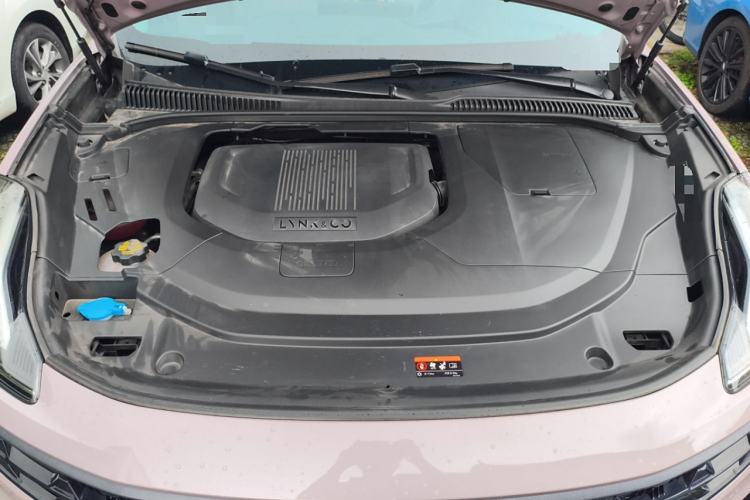 Used Lynk & Co 06 EM-P 2023 1.5T Remix PHEV Shero Engine Bay
