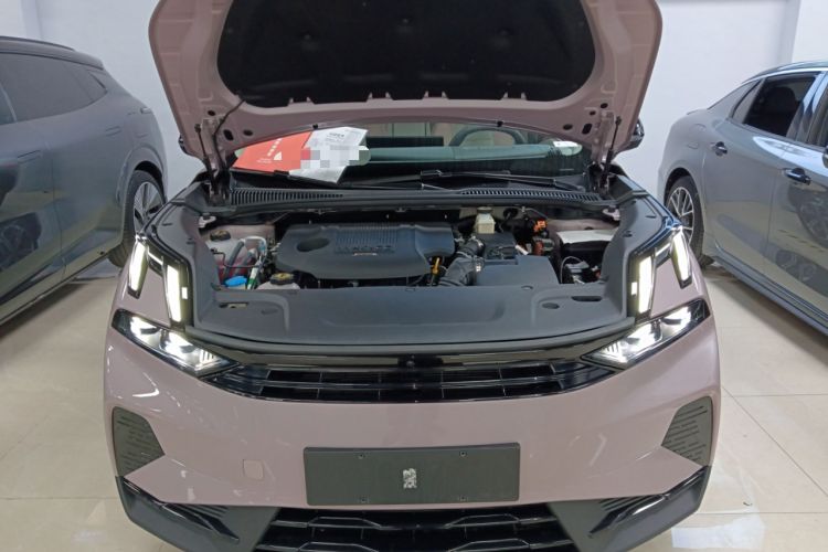 Used Lynk & Co 06 EM-P 2023 EM-P 126 Long-Range Halo Engine Bay