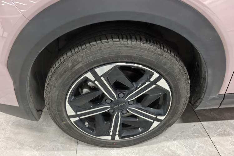 Used Lynk & Co 06 EM-P 2023 EM-P 126 Long-Range Halo Exterior 8