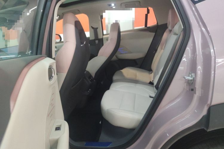 Used Lynk & Co 06 EM-P 2023 EM-P 126 Long-Range Halo Interior 4