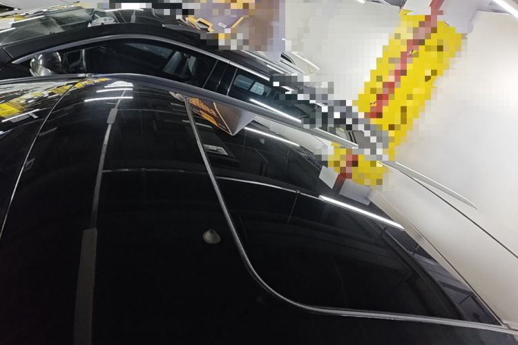 Used Lynk & Co 06 EM-P 2023 EM-P 126 Long-Range Pro Roof