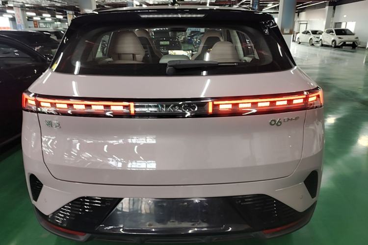 Used Lynk & Co 06 EM-P 2023 EM-P 126 Long-Range Halo Rear