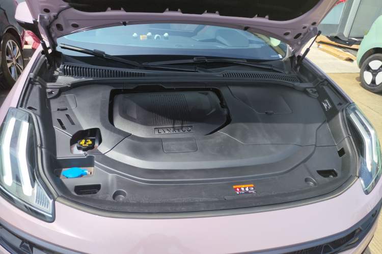 Used Lynk & Co 06 EM-P 2023 1.5T Remix PHEV Shero Engine Bay